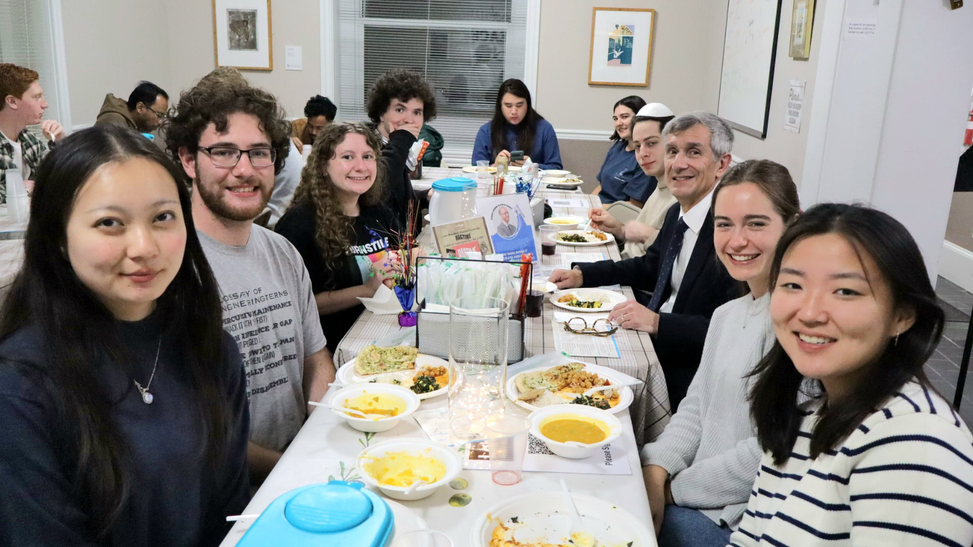 shabbat dinner with helble