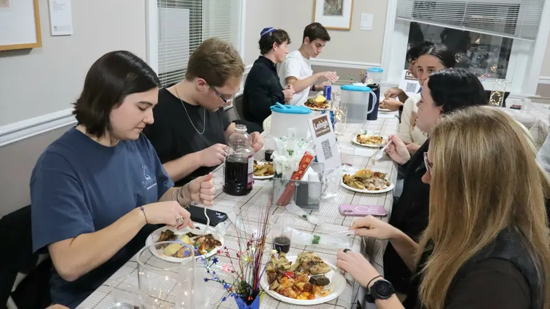 Shabbat dinner table at the Jewish Student Center